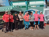 SM-Open Rauma 5.8.2025 naisten parikilpailun palkintojen jako, hopealle Hilkka Flyktman ja Onerva Uuttera